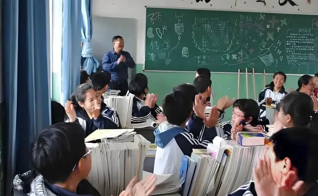 昆明中考志愿填报全攻略:合理规划,迈向理想高中 第4张 昆明中考志愿填报全攻略:合理规划,迈向理想高中 第4张