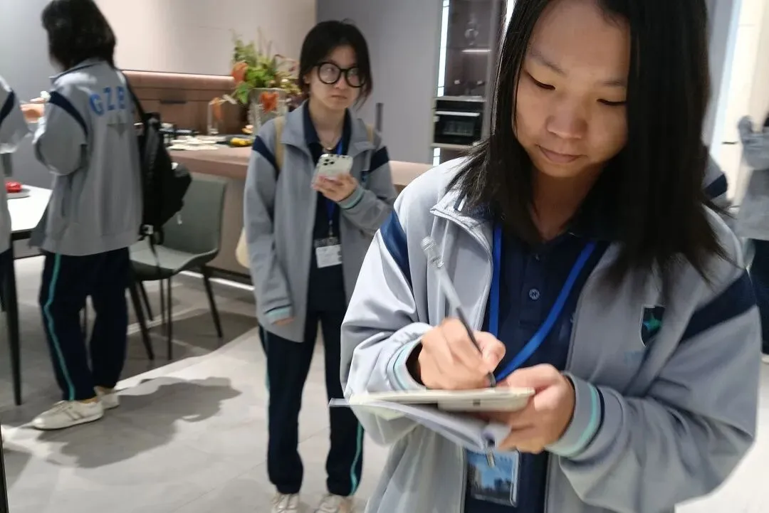从387分到深信职:一个中考“失利者”的逆袭独白 第7张 从387分到深信职:一个中考“失利者”的逆袭独白 第7张