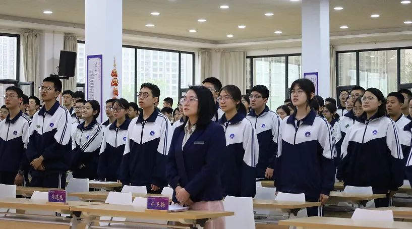 策马扬鞭酬壮志,决胜中考铸辉煌 | 太原市风帆中学初三年级一模表彰会 第11张 策马扬鞭酬壮志,决胜中考铸辉煌 | 太原市风帆中学初三年级一模表彰会 第11张