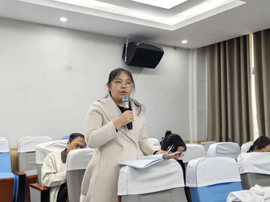 幸福课堂 | 聚焦中考复习 构建思维课堂——环翠区初中英语中考复习暨思维课堂研讨活动在威海市竹岛中学圆满举行 第8张 幸福课堂 | 聚焦中考复习 构建思维课堂——环翠区初中英语中考复习暨思维课堂研讨活动在威海市竹岛中学圆满举行 第8张