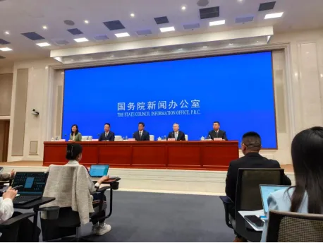 26中考时政热点及模拟试题(39)大国外交/中美贸易/机器人标准/民生保障/知识产权 第10张 26中考时政热点及模拟试题(39)大国外交/中美贸易/机器人标准/民生保障/知识产权 第10张