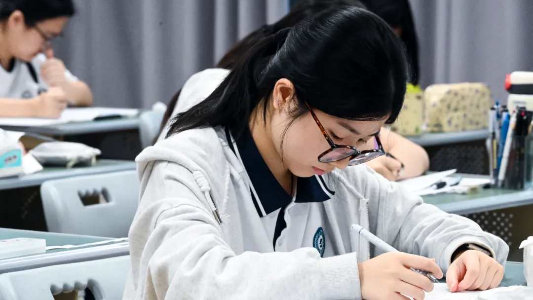 暨联护航,模考收官——2026届港澳台联考三模全纪实 第24张 暨联护航,模考收官——2026届港澳台联考三模全纪实 第24张