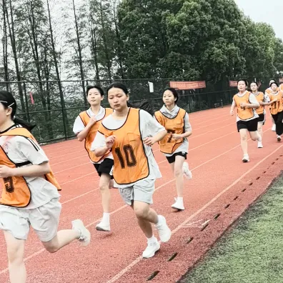 赣西外国语学校初中学子顺利完成体育中考 第7张