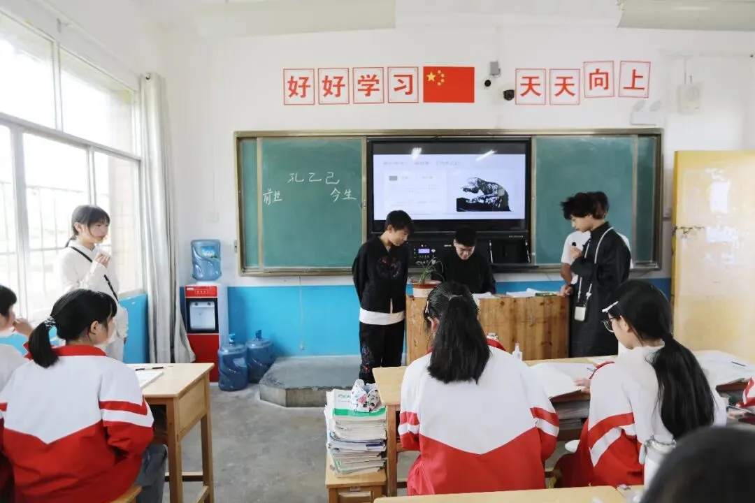 贵州黔西:研习中考文旨 赋能语文提质 第6张 贵州黔西:研习中考文旨 赋能语文提质 第6张