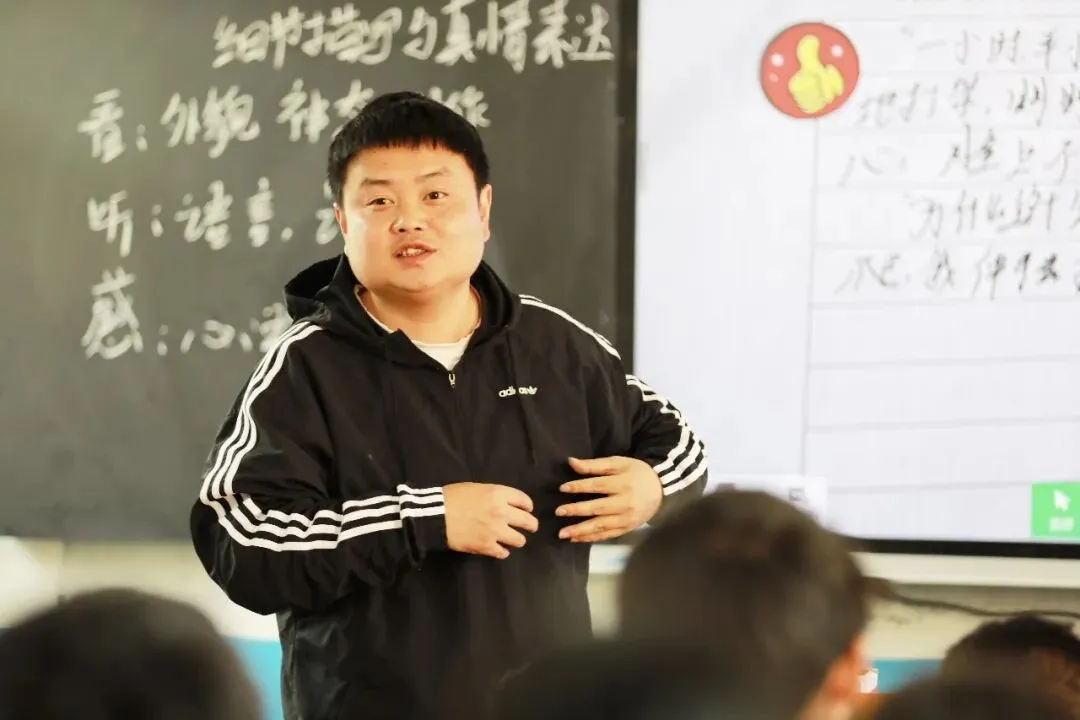 贵州黔西:研习中考文旨 赋能语文提质 第12张 贵州黔西:研习中考文旨 赋能语文提质 第12张