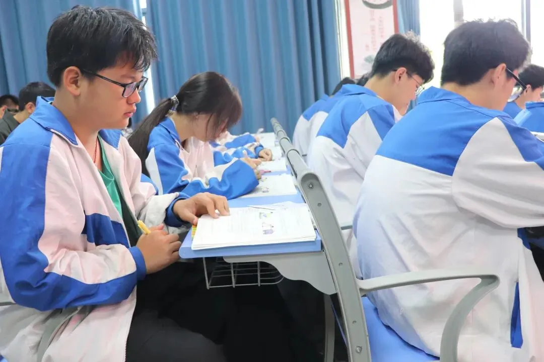 永州市2026年中考物理复习备考及命题培训活动在双牌一中圆满落幕 第38张 永州市2026年中考物理复习备考及命题培训活动在双牌一中圆满落幕 第38张