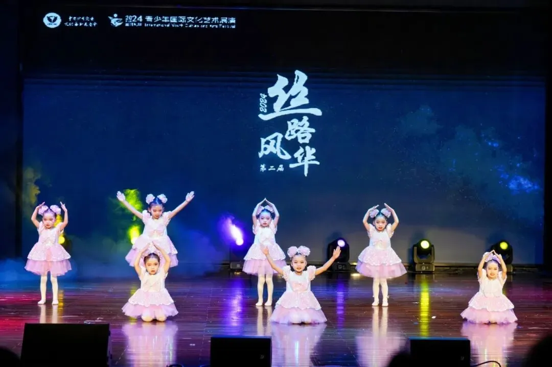 中考新变革:舞蹈课程加分,舞动未来更精彩! 第13张 中考新变革:舞蹈课程加分,舞动未来更精彩! 第13张