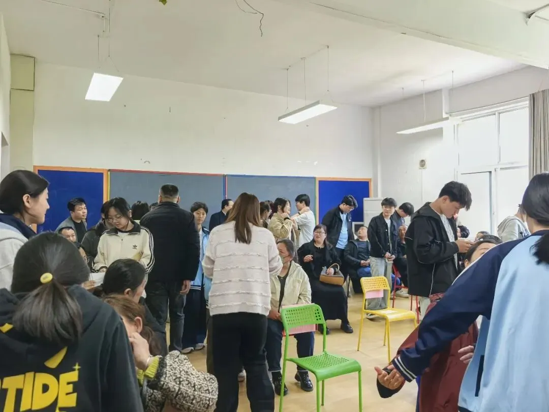 家校同心,逐梦再启|龙门中考复读家长会圆满举行 第12张 家校同心,逐梦再启|龙门中考复读家长会圆满举行 第12张