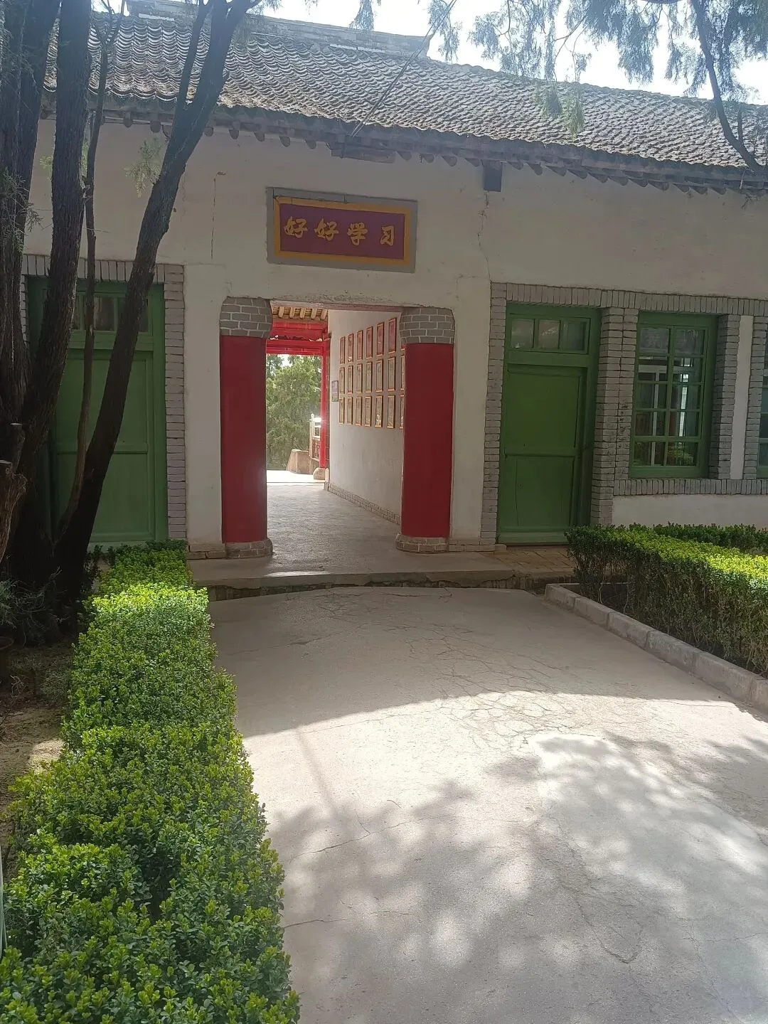 赖老师试卷风波:抛开舆论偏见,读懂一线老师的无奈与心酸 第2张 赖老师试卷风波:抛开舆论偏见,读懂一线老师的无奈与心酸 第2张