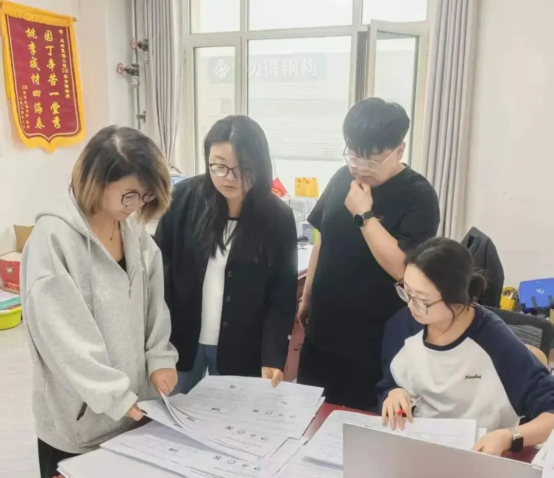 精准巡查促提升 凝心聚力备中考——成功中考二校开展教学专项巡查工作 第9张 精准巡查促提升 凝心聚力备中考——成功中考二校开展教学专项巡查工作 第9张