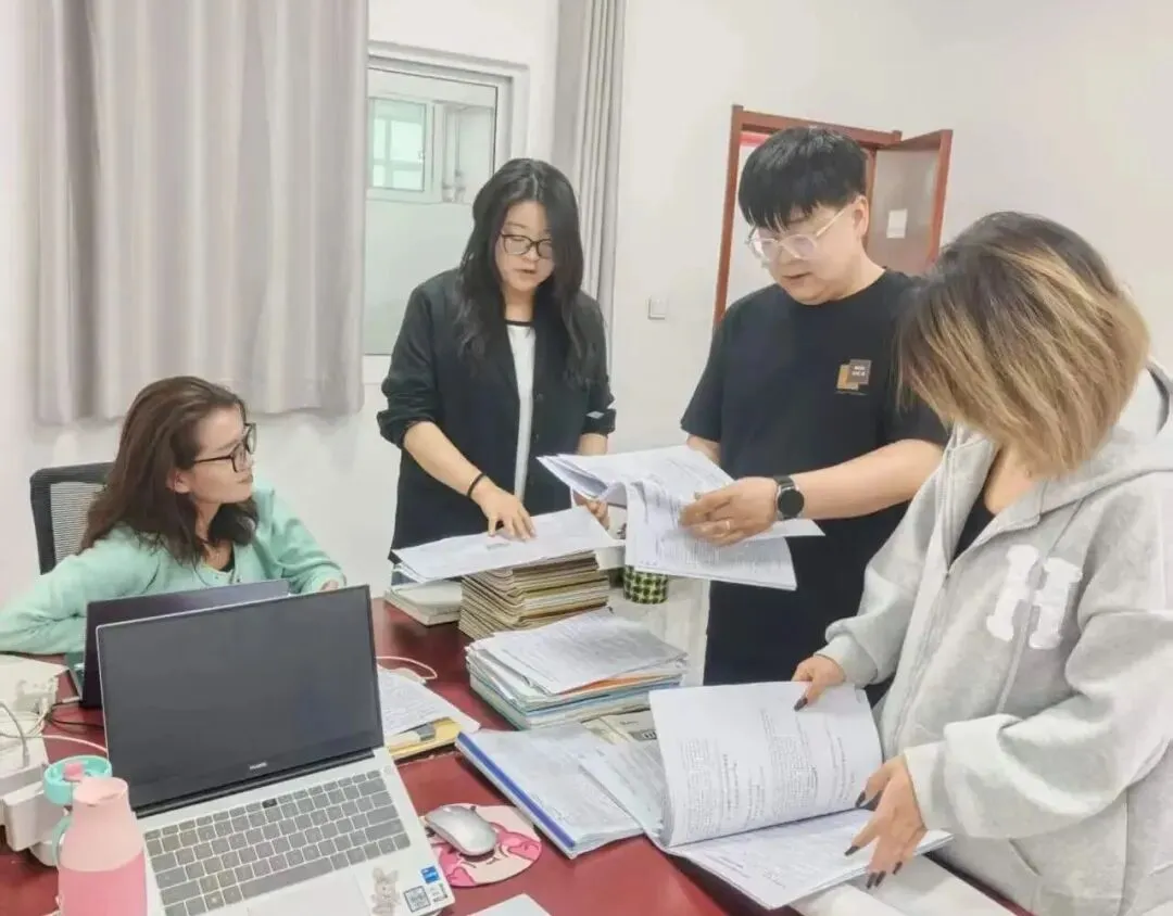 精准巡查促提升 凝心聚力备中考——成功中考二校开展教学专项巡查工作 第13张 精准巡查促提升 凝心聚力备中考——成功中考二校开展教学专项巡查工作 第13张