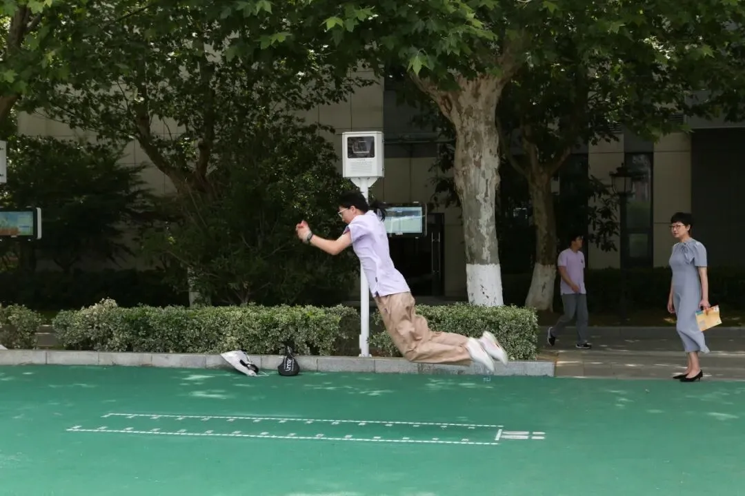 逆袭典范!中考3万位次稳进本科,南京书人实验学校铸就低进高出奇迹 第30张 逆袭典范!中考3万位次稳进本科,南京书人实验学校铸就低进高出奇迹 第30张