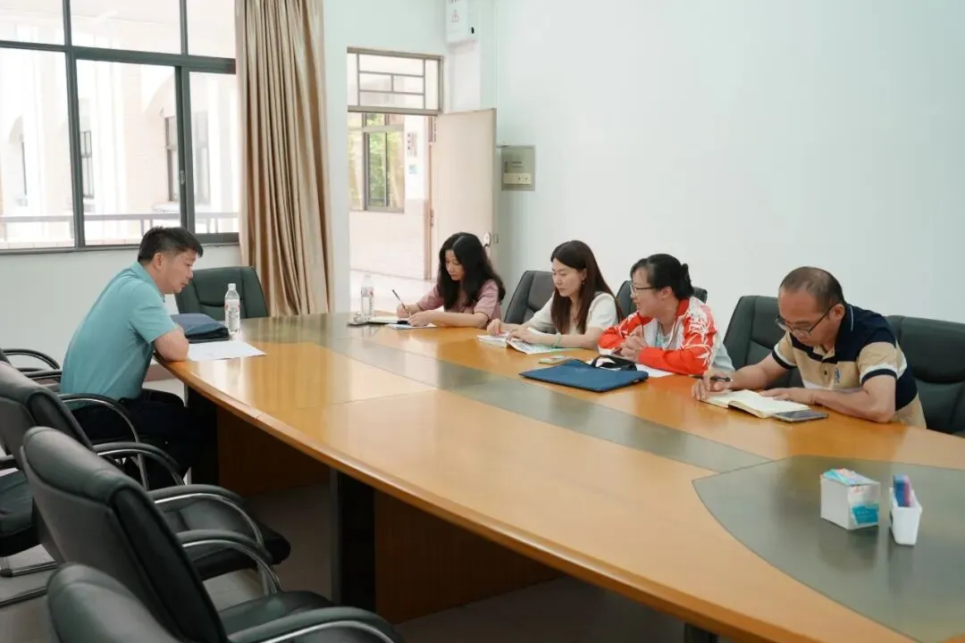 专家视导明方向,精准把脉助中考 第41张 专家视导明方向,精准把脉助中考 第41张