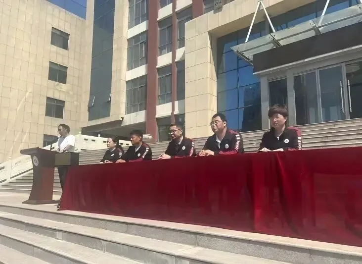 凝心聚力备中考 复盘总结启新程——宁津宝莲华学校初三年级一模总结大会顺利举行 第4张