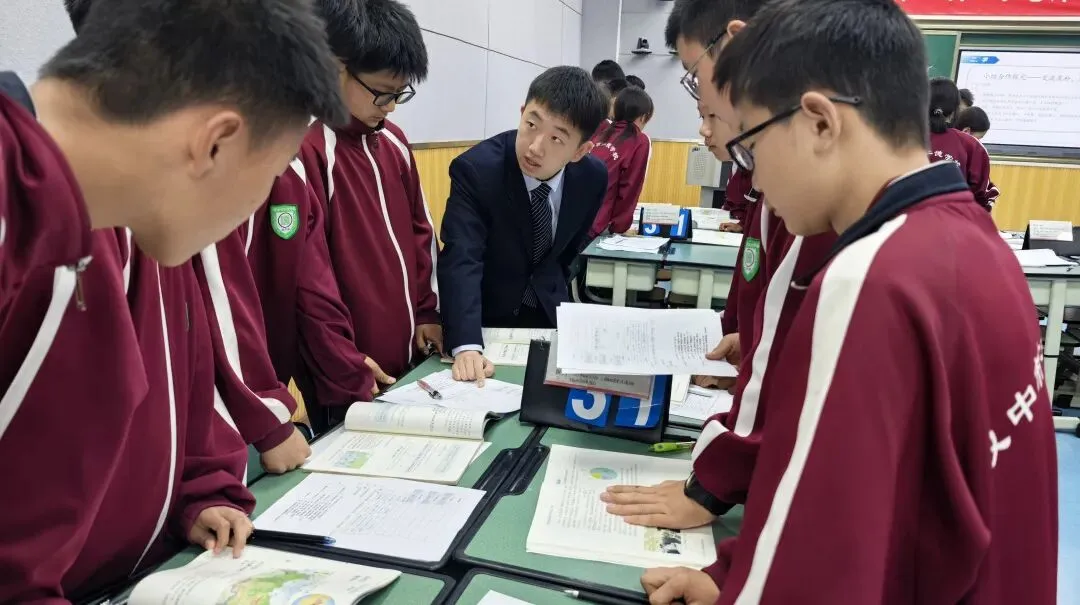 研途共进,备考同行丨勉县初中地理中考复习研讨活动在仁德学校圆满举办 第25张 研途共进,备考同行丨勉县初中地理中考复习研讨活动在仁德学校圆满举办 第25张