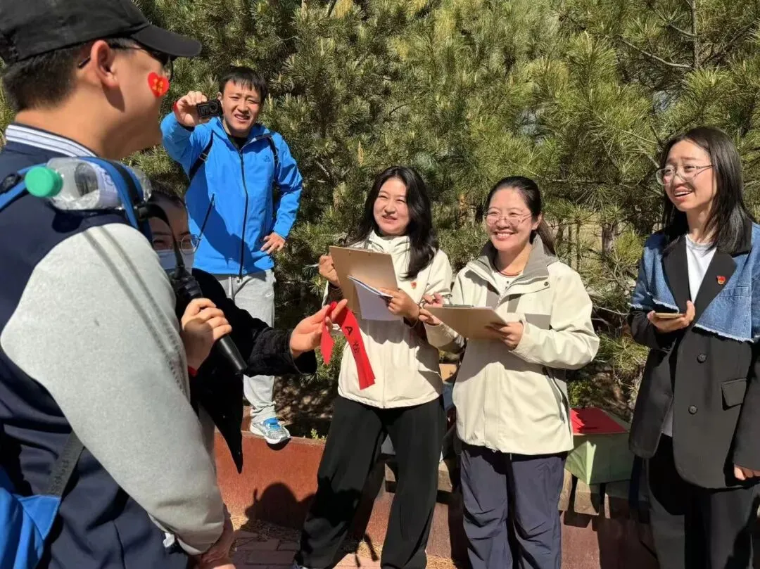 扬五四精神踏歌远行,以少年意气决胜中考——赤峰二中和美分校初三远足活动圆满落幕 第13张 扬五四精神踏歌远行,以少年意气决胜中考——赤峰二中和美分校初三远足活动圆满落幕 第13张