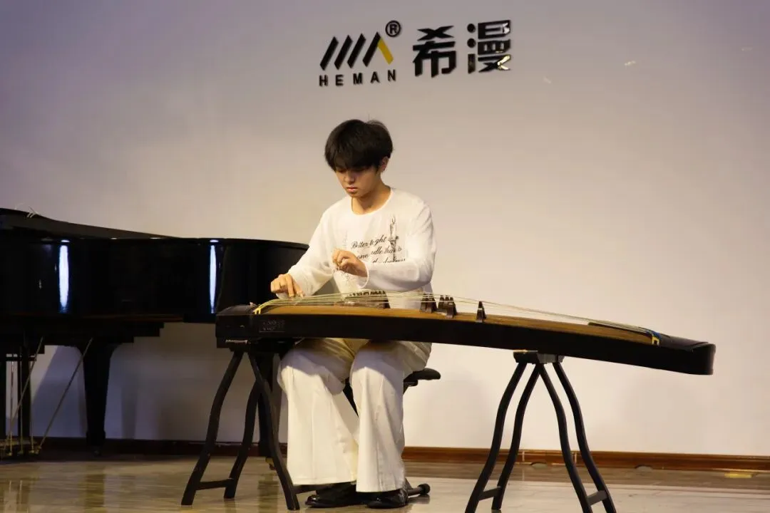 以声逐梦,不负韶华|希漫艺考音乐专场模拟考试圆满落幕!-第7张图片-四季读书网