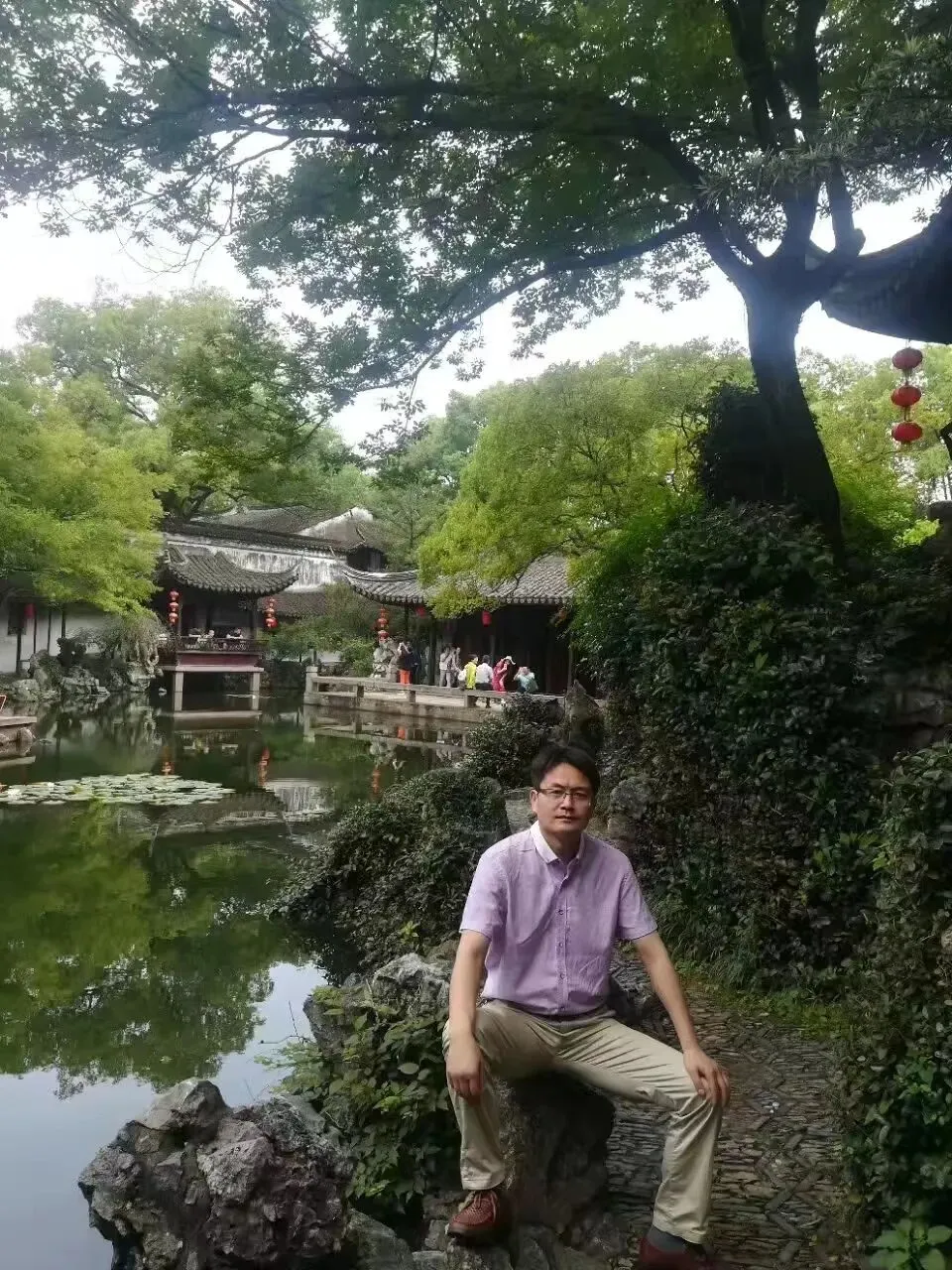《小巷弯弯》入选郑州中学期末试卷(后附原文)-第4张图片-四季读书网 《小巷弯弯》入选郑州中学期末试卷(后附原文)-第4张图片-四季读书网