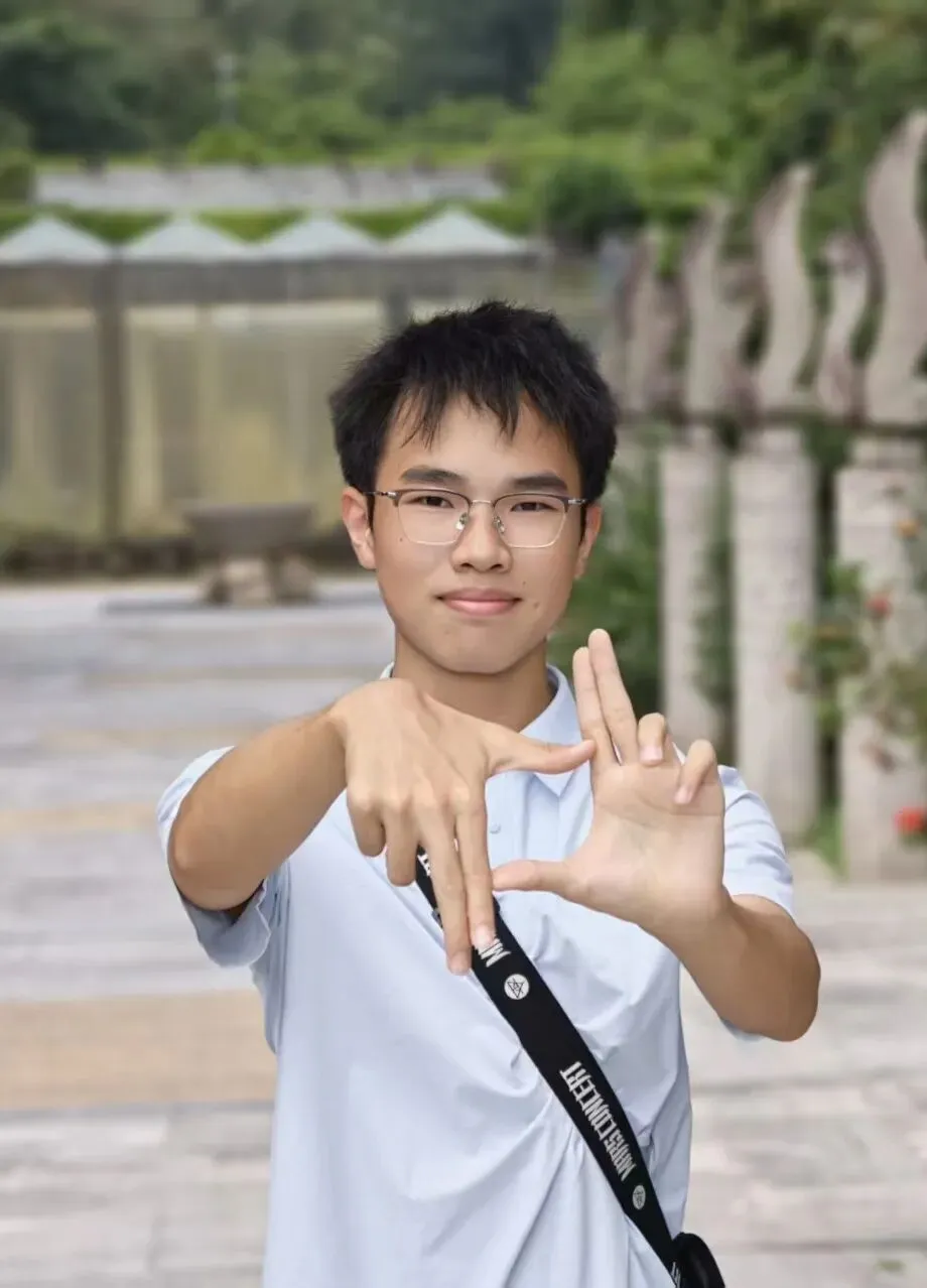 喜报 | 从中考高分到清北顶尖学府:名德的孩子,后劲就是足!——记3年前毕业的同学-第27张图片-四季读书网