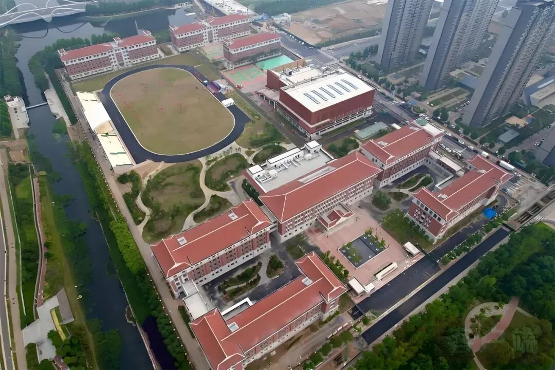 中考多考10分,能省好几万?郑州民办高中学费减免全攻略-第2张图片-四季读书网 中考多考10分,能省好几万?郑州民办高中学费减免全攻略-第2张图片-四季读书网