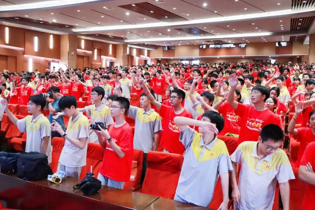 中考收官!花都少年笔落锋收,启航下一程-第52张图片-四季读书网 中考收官!花都少年笔落锋收,启航下一程-第52张图片-四季读书网