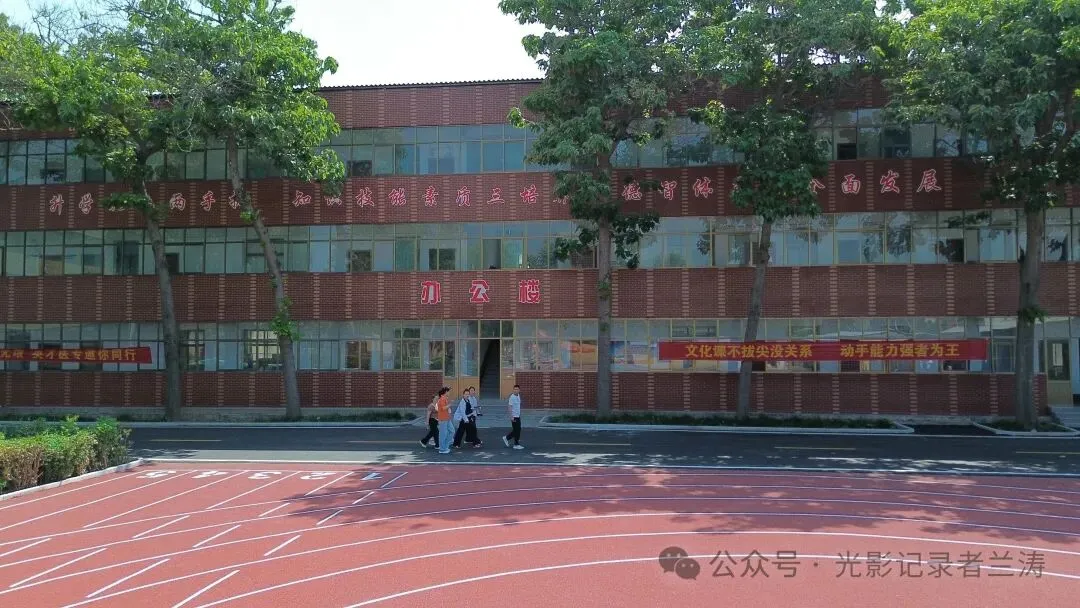 中考落榜别慌!邢台老牌医学中专,升学就业双保障,圆你学医梦想-第5张图片-四季读书网 中考落榜别慌!邢台老牌医学中专,升学就业双保障,圆你学医梦想-第5张图片-四季读书网