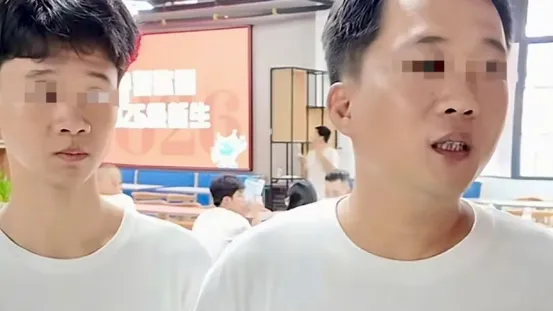 中考699分,却偷偷改志愿去读“职高”!老父亲出分当晚气懵,本人说:以后想当程序员,AI时代也不怕-第1张图片-四季读书网 中考699分,却偷偷改志愿去读“职高”!老父亲出分当晚气懵,本人说:以后想当程序员,AI时代也不怕-第1张图片-四季读书网