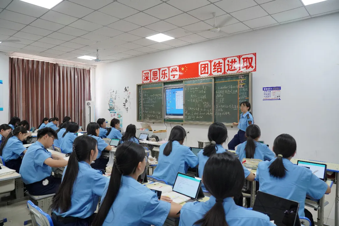中考430,高考613分高光上岸!齐鲁用实力托举学子本科梦-第18张图片-四季读书网 中考430,高考613分高光上岸!齐鲁用实力托举学子本科梦-第18张图片-四季读书网