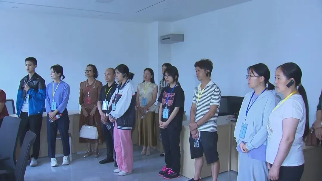 中考这样评卷! 一起走进玉溪市2024年中考评卷开放日现场-第4张图片-四季读书网 中考这样评卷! 一起走进玉溪市2024年中考评卷开放日现场-第4张图片-四季读书网