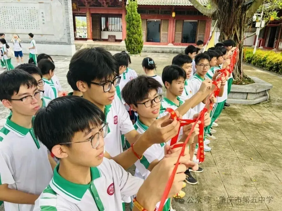 智趣巧思绘锦程,凝心聚力赢中考 肇庆市吴艳芳名班主任工作室协助开展五中2026年九年级前团建活动-第11张图片-四季读书网