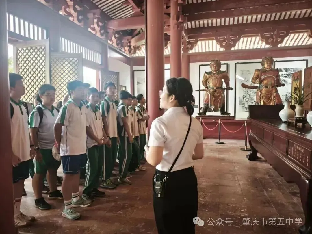智趣巧思绘锦程,凝心聚力赢中考 肇庆市吴艳芳名班主任工作室协助开展五中2026年九年级前团建活动-第44张图片-四季读书网