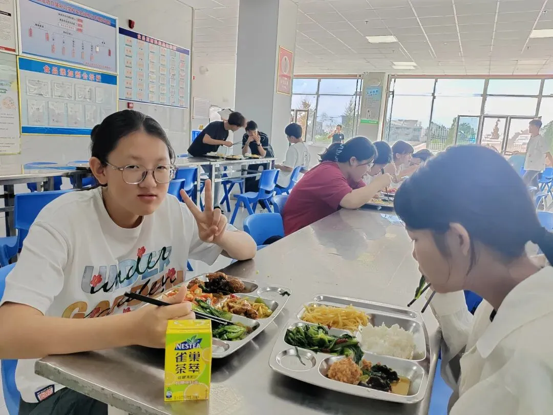 成功中考二校夏令营|这个暑假,这群少年悄悄完成了一场蜕变-第32张图片-四季读书网