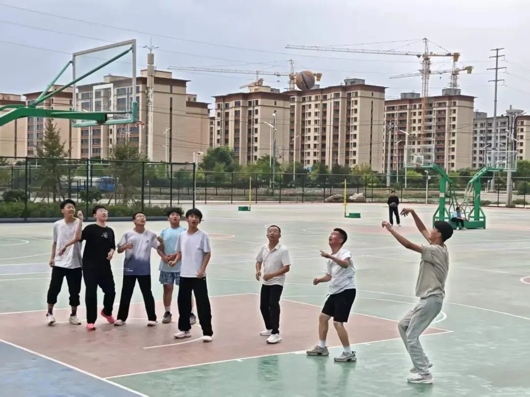 成功中考二校夏令营|这个暑假,这群少年悄悄完成了一场蜕变-第35张图片-四季读书网