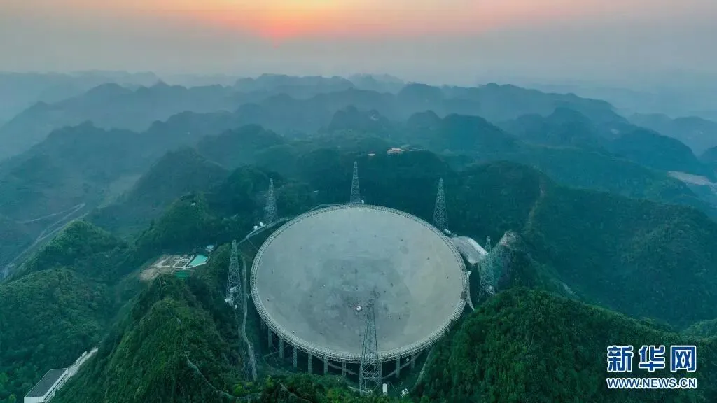 挑战中考作文(2026江西卷):担当为骨,奉献为魂/六年级 王誉锡-第1张图片-四季读书网