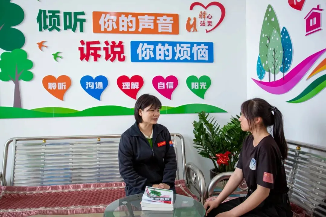 2026中考已出分,考不上高中的理想选择--化州市鉴江司法职业学校(广东省重点中职学校)--可升学可就业可参军,给孩子一个未来!-第14张图片-四季读书网