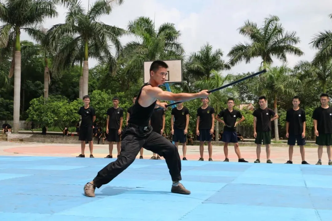2026中考已出分,考不上高中的理想选择--化州市鉴江司法职业学校(广东省重点中职学校)--可升学可就业可参军,给孩子一个未来!-第17张图片-四季读书网