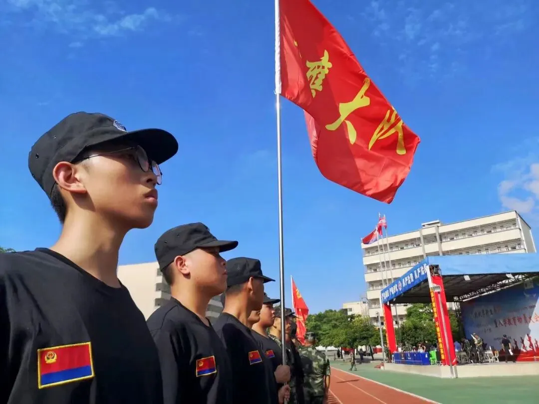 2026中考已出分,考不上高中的理想选择--化州市鉴江司法职业学校(广东省重点中职学校)--可升学可就业可参军,给孩子一个未来!-第19张图片-四季读书网