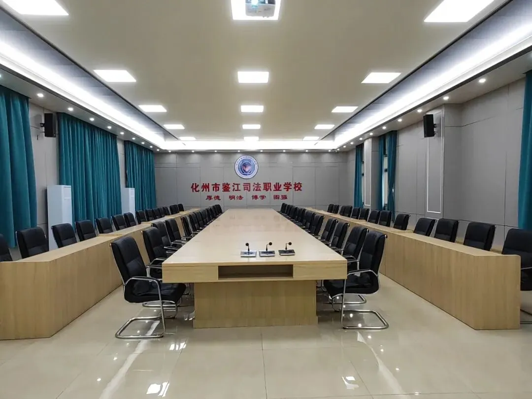 2026中考已出分,考不上高中的理想选择--化州市鉴江司法职业学校(广东省重点中职学校)--可升学可就业可参军,给孩子一个未来!-第118张图片-四季读书网