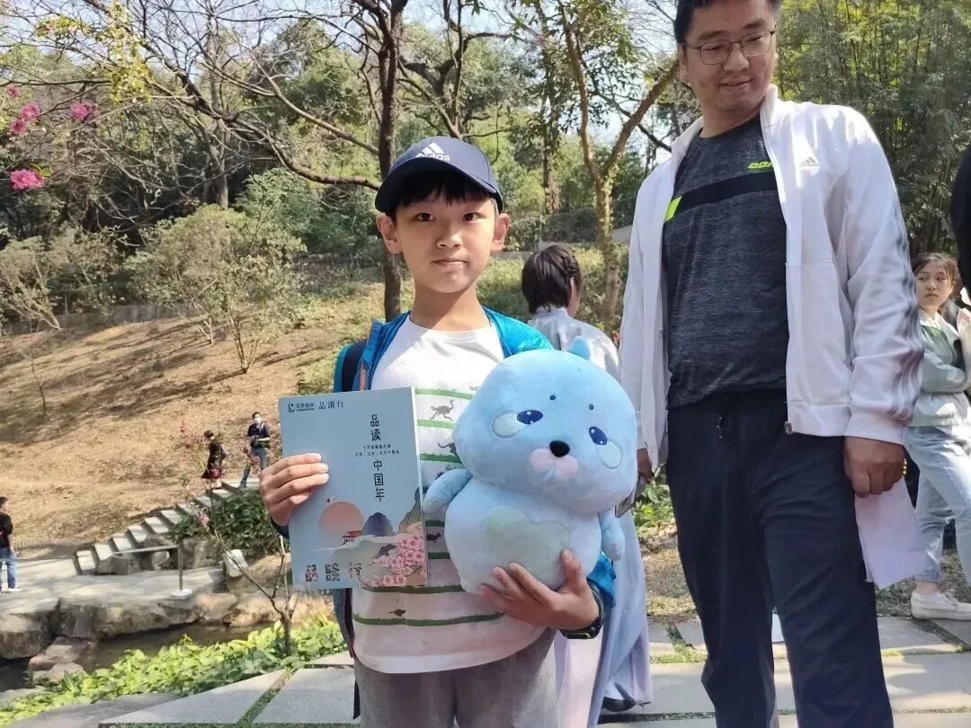 羊城晚报|2026年广州中考成绩出炉,品读行交出亮眼答卷:五名学员取得语文单科120分,超百名学员取得110分以上-第13张图片-四季读书网