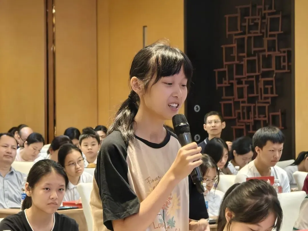 羊城晚报|2026年广州中考成绩出炉,品读行交出亮眼答卷:五名学员取得语文单科120分,超百名学员取得110分以上-第18张图片-四季读书网