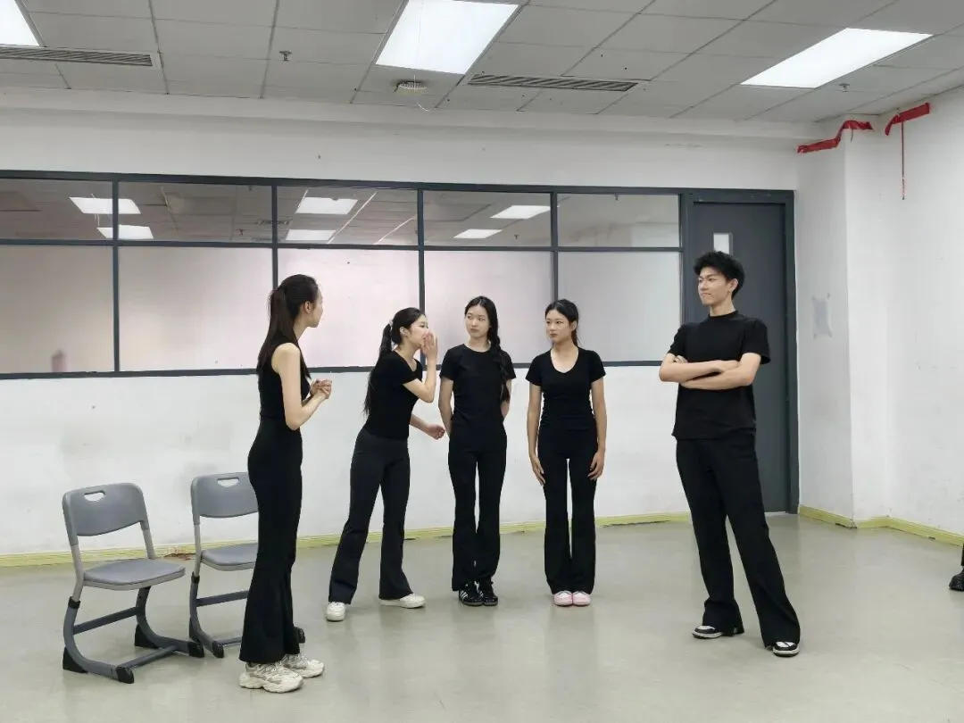 思乐学传媒培训丨表演专业第二次模拟考试纪实-第4张图片-四季读书网