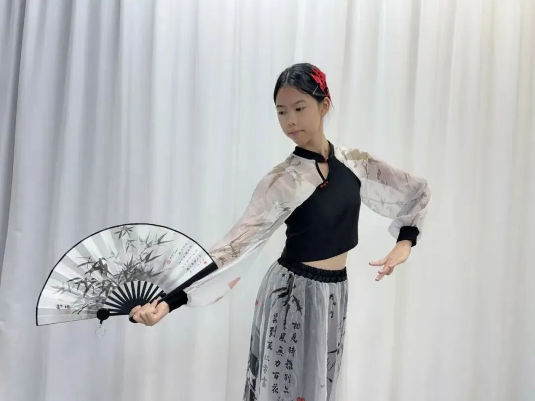 以舞为梯,金榜题名!华艺艺术中考舞蹈特长生再创佳绩!-第10张图片-四季读书网