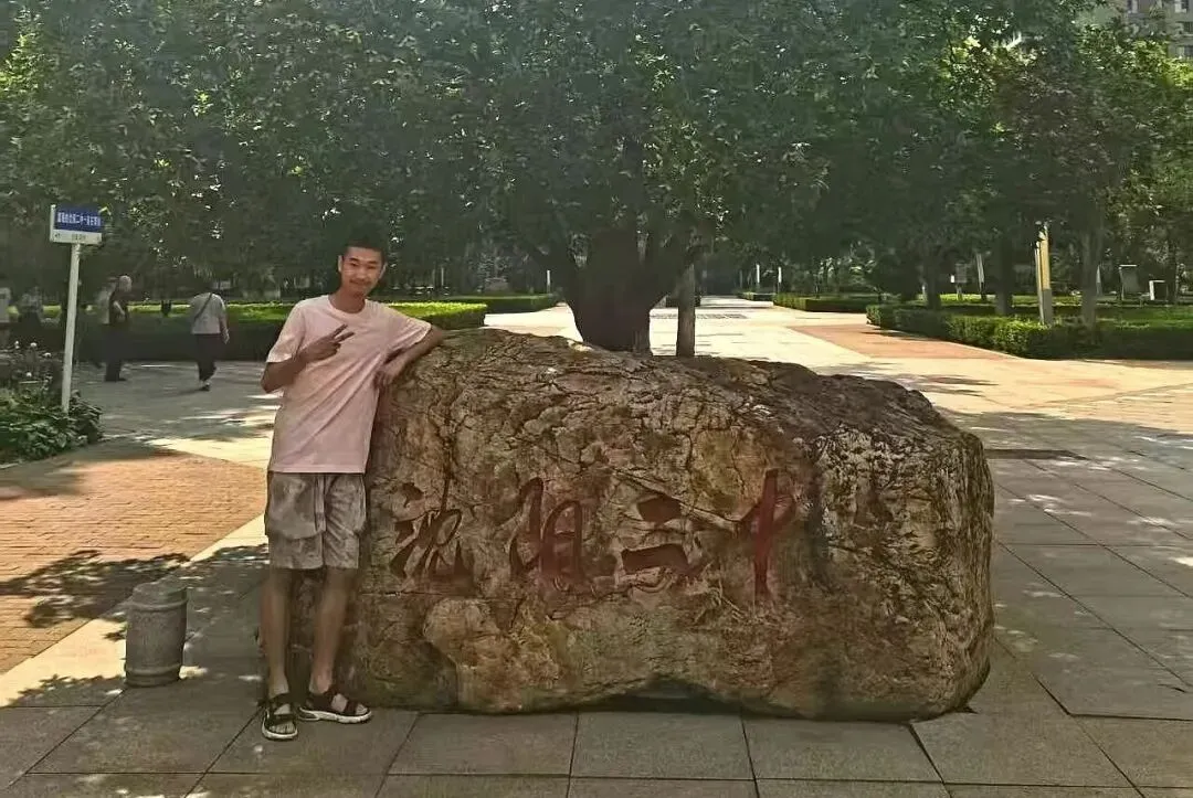 【157党建引领·中考季】砺锋千度,破壁九霄-第3张图片-四季读书网