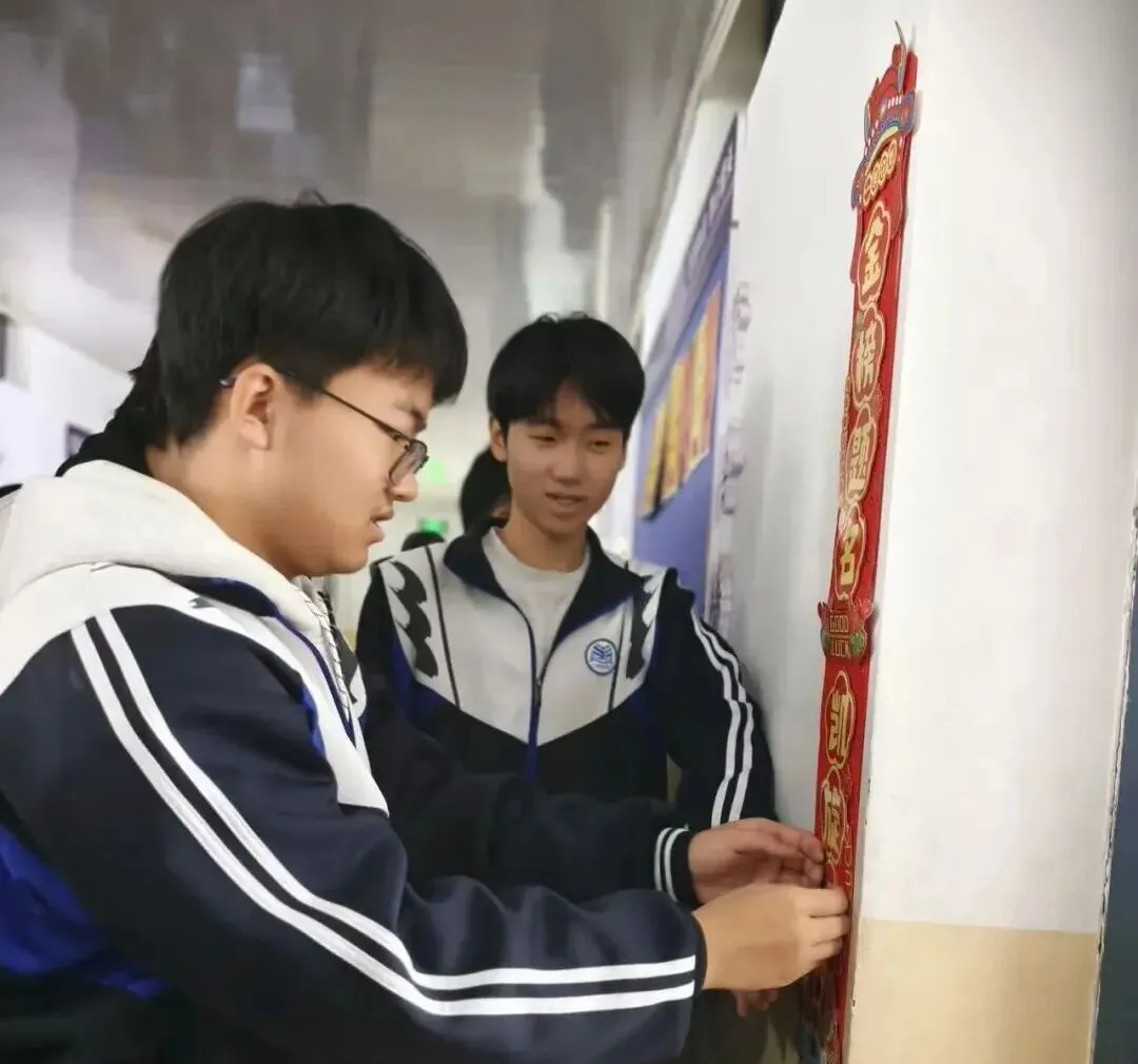 成功高三教室里不只有试卷,还有满满的励志班级文化-第6张图片-四季读书网