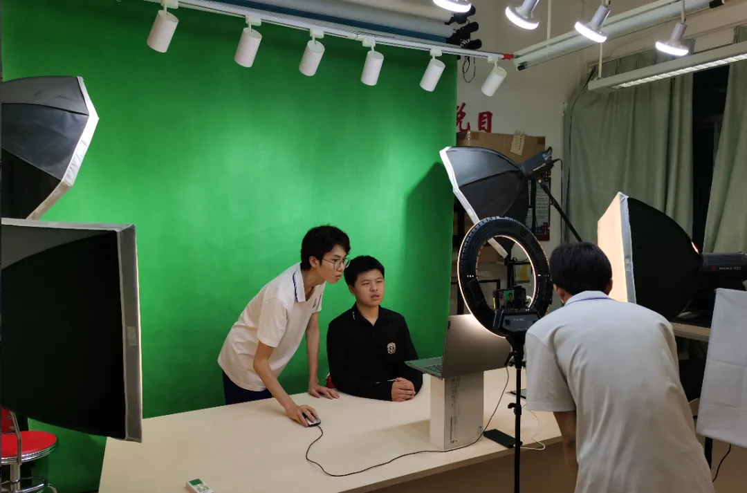 广州中考第四批录取|广州市荔湾区外语职业高级中学2026年招生简章-第35张图片-四季读书网 广州中考第四批录取|广州市荔湾区外语职业高级中学2026年招生简章-第35张图片-四季读书网