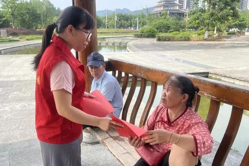 护航高考、中考,融水镇这两个社区在行动→-第5张图片-四季读书网
