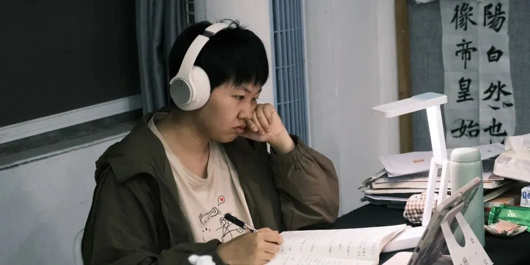 暑期第四周模拟考试通知!| 乔东书院·2027全程班书法考研集训营-第8张图片-四季读书网 暑期第四周模拟考试通知!| 乔东书院·2027全程班书法考研集训营-第8张图片-四季读书网