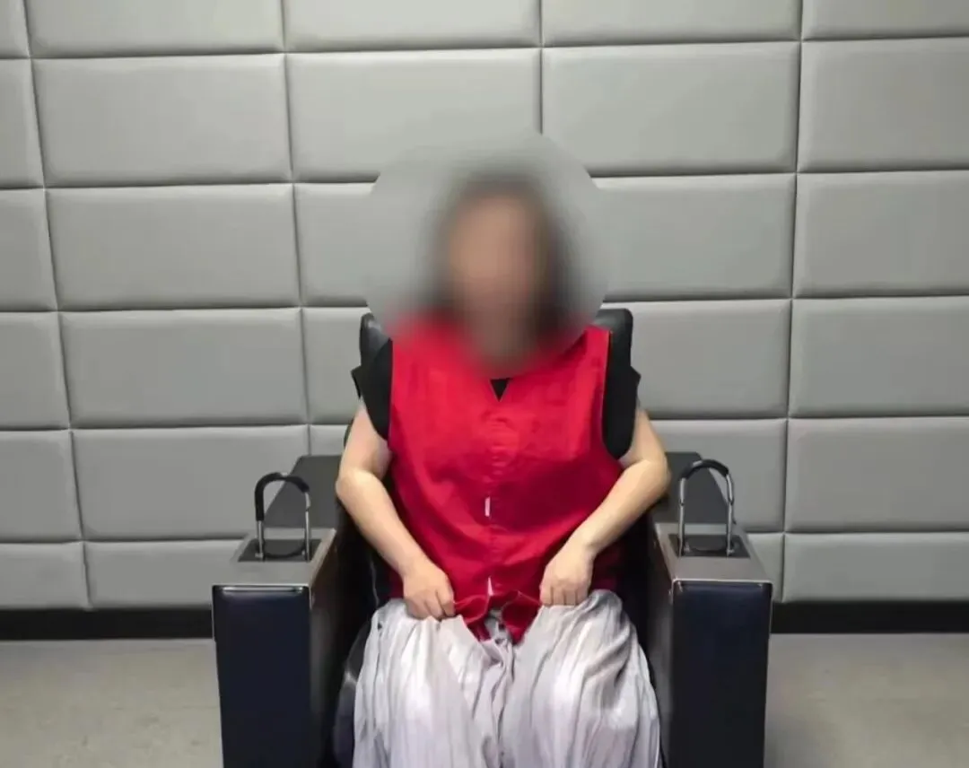 【鲤城公安提醒】 黄某编造“孤女模考648分,却遭亲舅烧书阻止高考”谣言被行拘-第2张图片-四季读书网 【鲤城公安提醒】 黄某编造“孤女模考648分,却遭亲舅烧书阻止高考”谣言被行拘-第2张图片-四季读书网