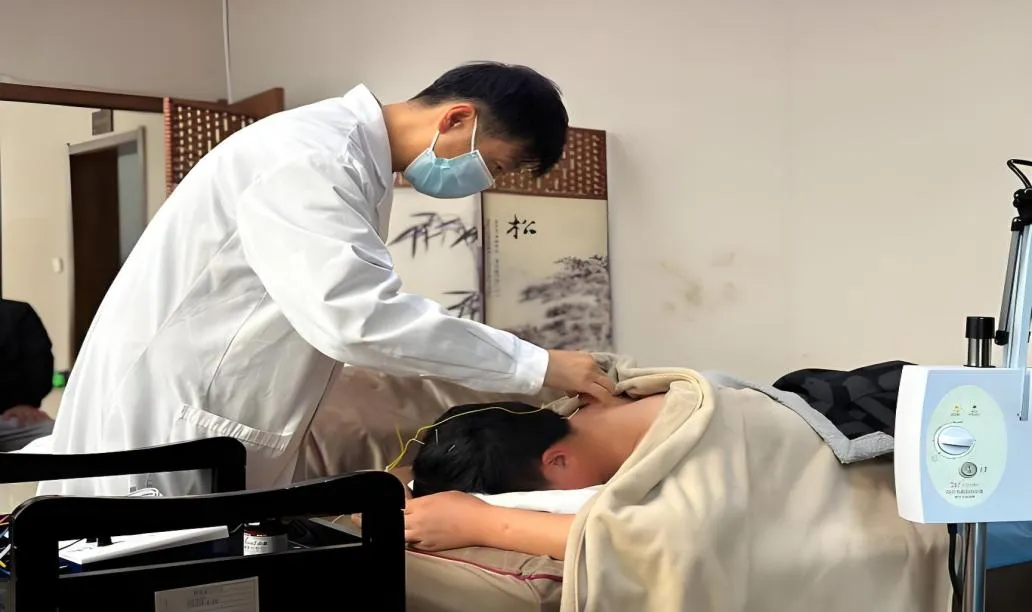 中考择校不用愁|刚需长青赛道,养老护理高薪好就业-第12张图片-四季读书网 中考择校不用愁|刚需长青赛道,养老护理高薪好就业-第12张图片-四季读书网
