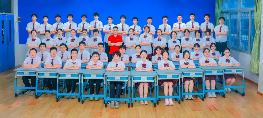 【中考专访八】能舞善绘喜阅读,潜心耕耘赴广中-第39张图片-四季读书网